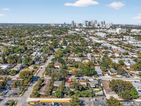 252 SW 23rd St, Fort Lauderdale FL 33315