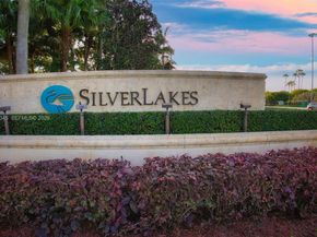 17900 SW 4th Ct, Pembroke Pines FL 33029