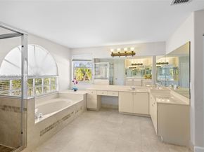 17900 SW 4th Ct, Pembroke Pines FL 33029
