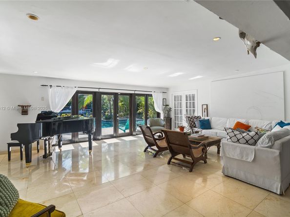 1710 Cleveland Rd, Miami Beach FL 33141