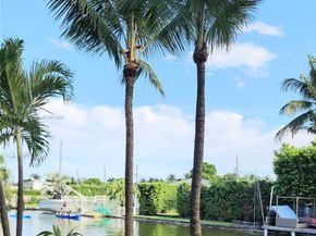 1710 Cleveland Rd, Miami Beach FL 33141