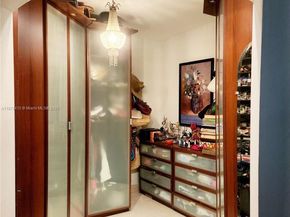 1710 Cleveland Rd, Miami Beach FL 33141