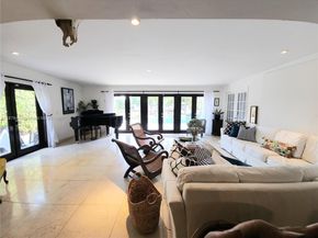 1710 Cleveland Rd, Miami Beach FL 33141