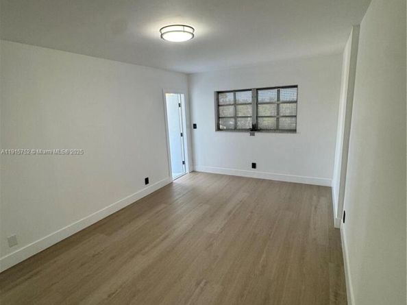 1701 Washington St 404, Hollywood FL 33020