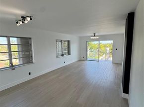 1701 Washington St 404, Hollywood FL 33020