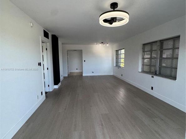 1701 Washington St 404, Hollywood FL 33020