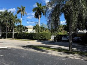 1701 Washington St 404, Hollywood FL 33020