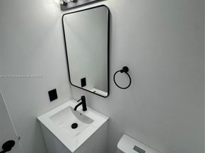 1701 Washington St 404, Hollywood FL 33020