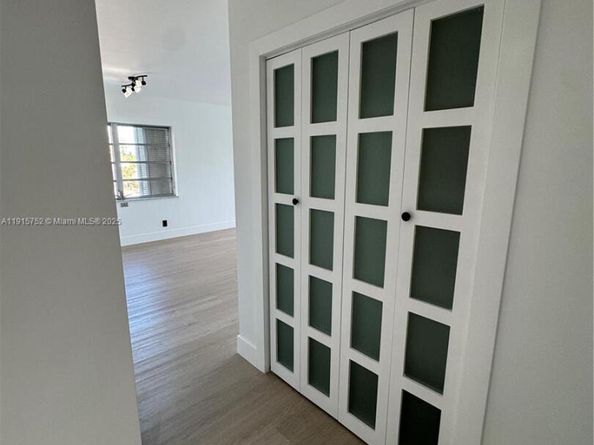 1701 Washington St 404, Hollywood FL 33020