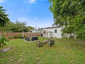 272 NW 42nd St, Miami FL 33127