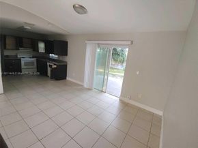 1920 NW 3rd Ave, Pompano Beach FL 33060