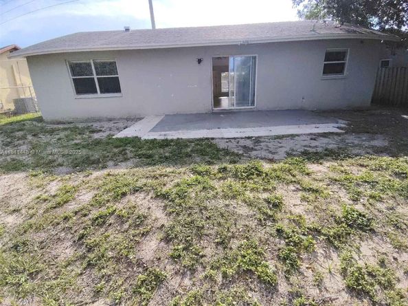 1920 NW 3rd Ave, Pompano Beach FL 33060
