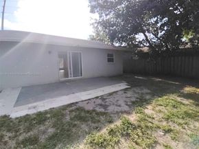1920 NW 3rd Ave, Pompano Beach FL 33060
