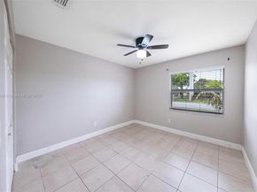 1920 NW 3rd Ave, Pompano Beach FL 33060