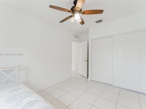 810 NW 112th St, Miami FL 33168