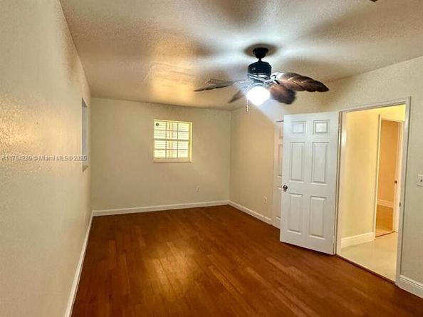 1441 N 72nd Ave, Hollywood FL 33024