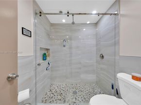 458 E 20th St, Hialeah FL 33013