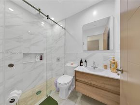 458 E 20th St, Hialeah FL 33013