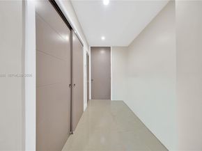 458 E 20th St, Hialeah FL 33013