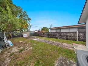 458 E 20th St, Hialeah FL 33013