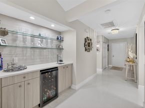 21695 Arriba Real, Boca Raton FL 33433