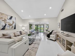 21695 Arriba Real, Boca Raton FL 33433