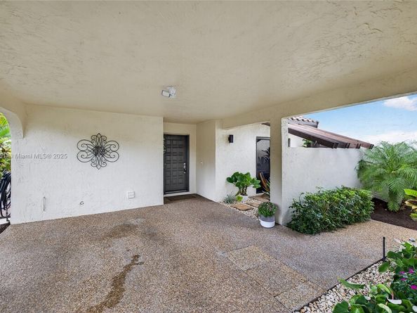 21695 Arriba Real, Boca Raton FL 33433