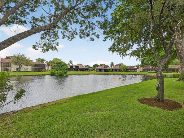 21695 Arriba Real, Boca Raton FL 33433