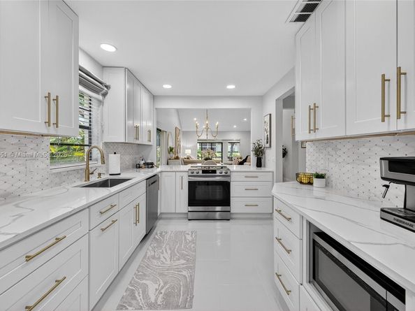 21695 Arriba Real, Boca Raton FL 33433