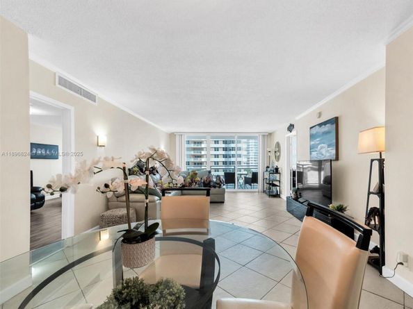 Undisclosed Address #A11896824, Hallandale Beach FL 33009