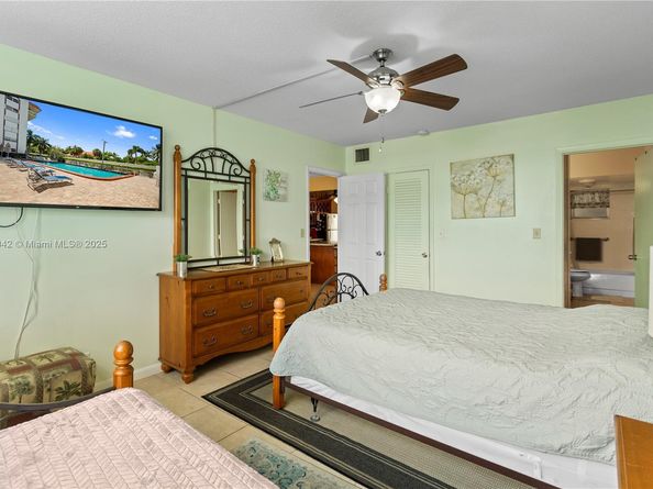 3181 S Ocean Dr 103, Hallandale Beach FL 33009