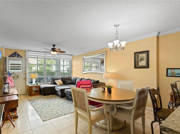 3181 S Ocean Dr 103, Hallandale Beach FL 33009