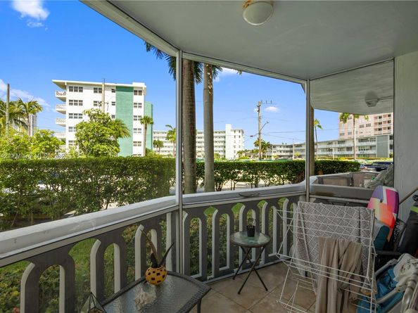 3181 S Ocean Dr 103, Hallandale Beach FL 33009