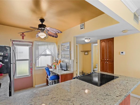 3181 S Ocean Dr 103, Hallandale Beach FL 33009