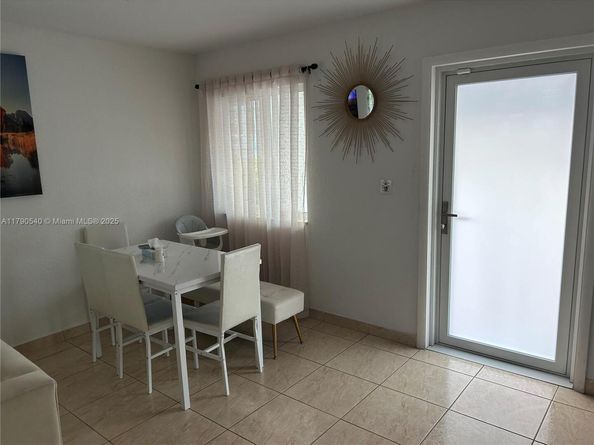 1446 NW 61st St, Miami FL 33142