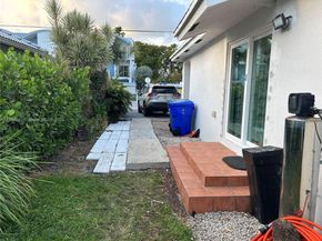 1446 NW 61st St, Miami FL 33142