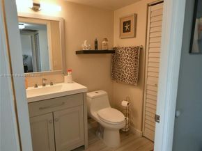 671 NE 195th St 416E, Miami FL 33179