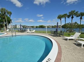 671 NE 195th St 416E, Miami FL 33179