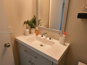 671 NE 195th St 416E, Miami FL 33179