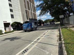 1600 NE 1st Ave 2508, Miami FL 33132