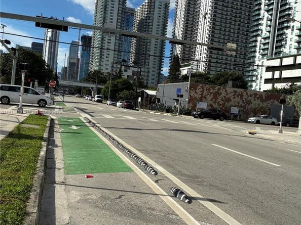 1600 NE 1st Ave 2508, Miami FL 33132