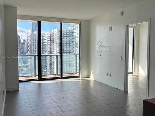 1600 NE 1st Ave 2508, Miami FL 33132