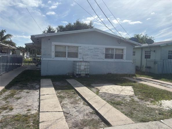 1162 NW 64th St, Miami FL 33150