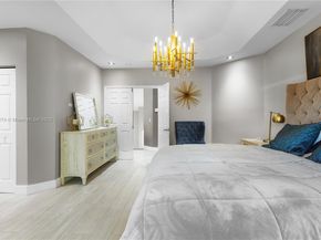 5869 NW 112th Ct, Doral FL 33178