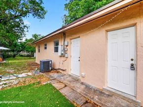2437 NW 20th St, Fort Lauderdale FL 33311