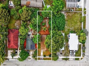 2437 NW 20th St, Fort Lauderdale FL 33311
