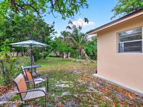 2437 NW 20th St, Fort Lauderdale FL 33311