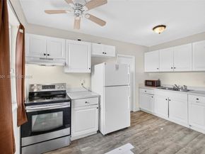 2437 NW 20th St, Fort Lauderdale FL 33311