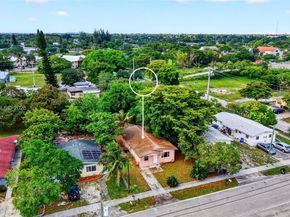 2437 NW 20th St, Fort Lauderdale FL 33311