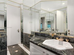 5225 Collins Ave PH8, Miami Beach FL 33140